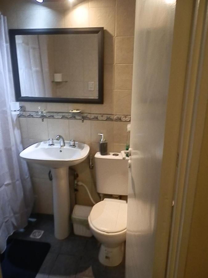Apartamento Excelente Monoambiente Completo, Funcional Y Muy Comodo - Zona 